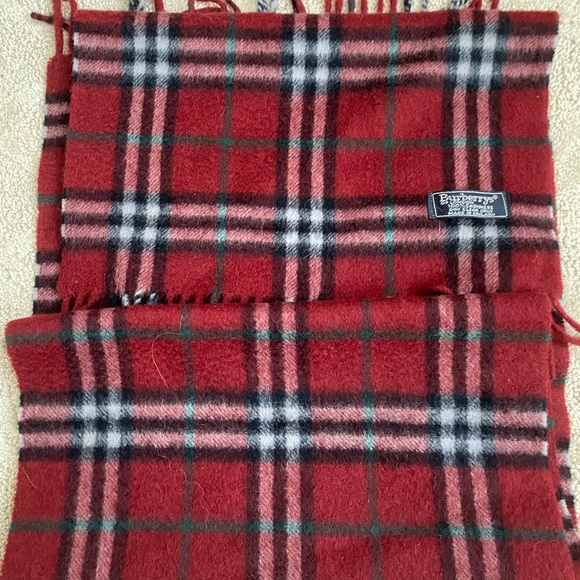 Vintage Burberry Classic Red Plaid Cashmere Scarf Unisex - Picture 5 of 5